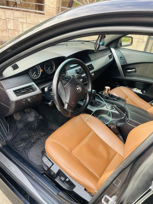 De vanzare BMW E60 anul 2006, motor de 2.5, disel 177 de cai