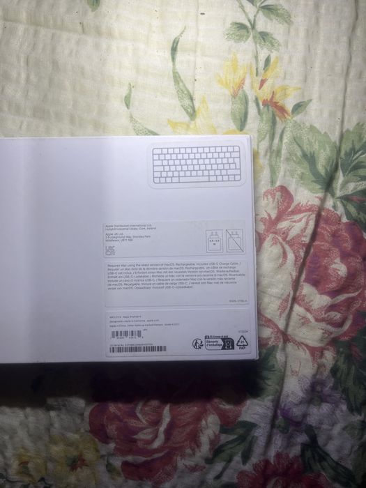 Vand tastatura Magic Keyboard macos 2024