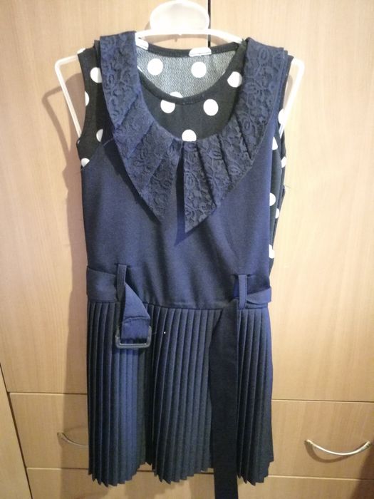 Продам праздничные платья