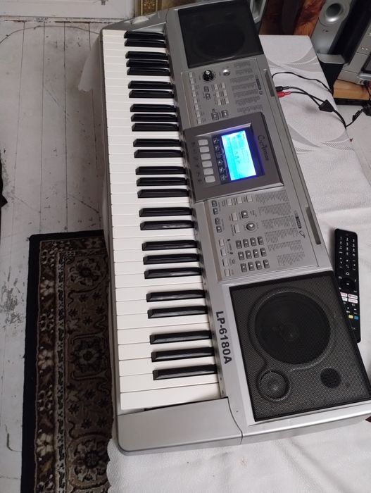 Ел.синтезатор с адаптер