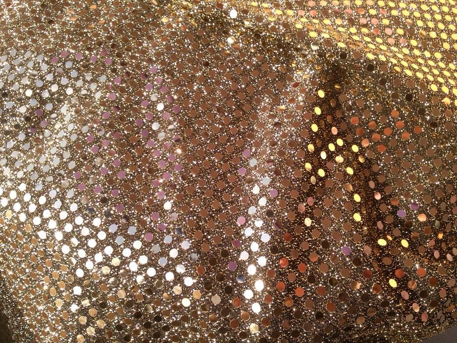 Material deosebit pentru Rochie de ocazie