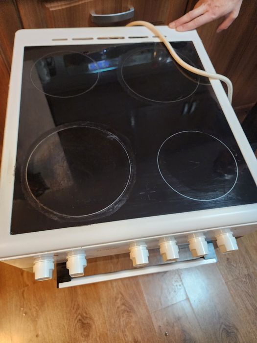 Plita + cuptor  electric Bomann