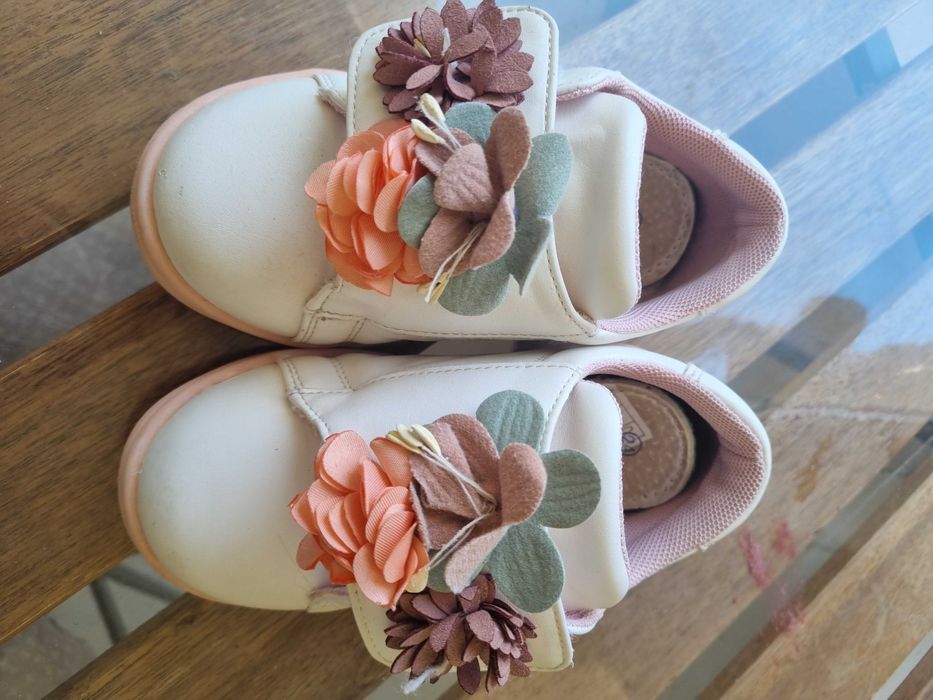 Детски обувки Primigi 24 номер