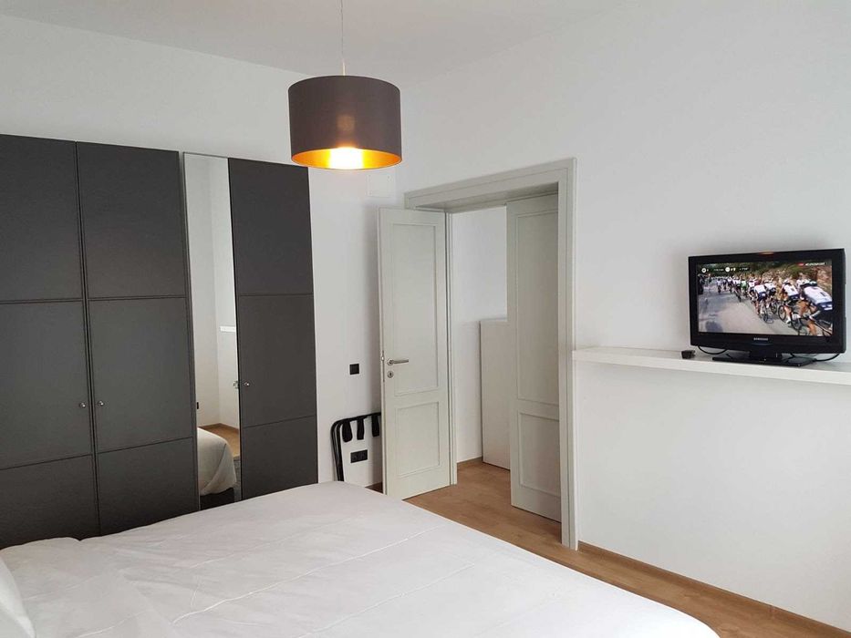 Inchiriez apartament Piata Unirii/Nicolae Balcescu Farmacia 24