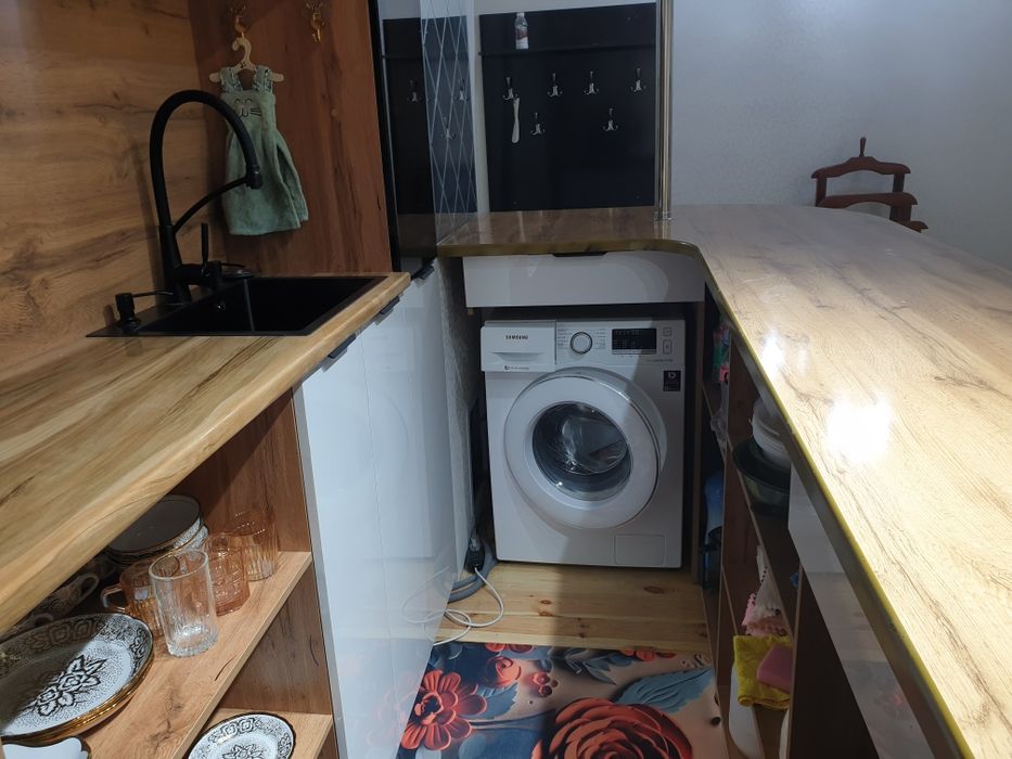 Квартира барча жихозлари билан сотилади