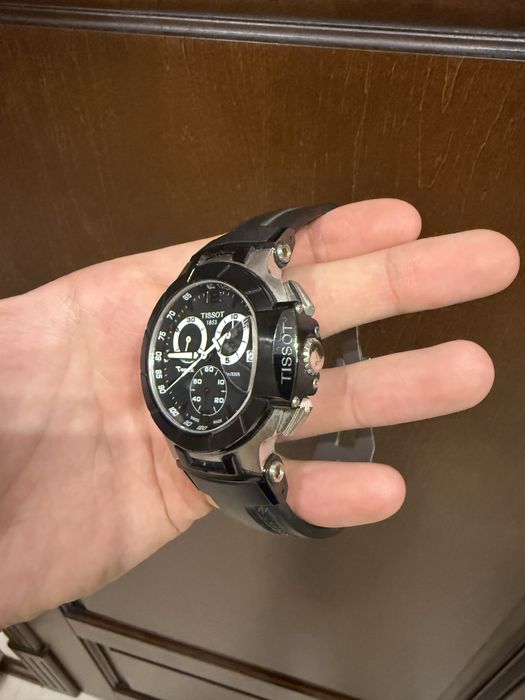 Часы Tissot четкие