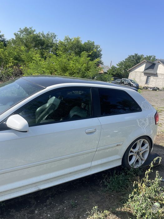 Capota , usa stanga , bara spate triple , faruri xenon Audi A3