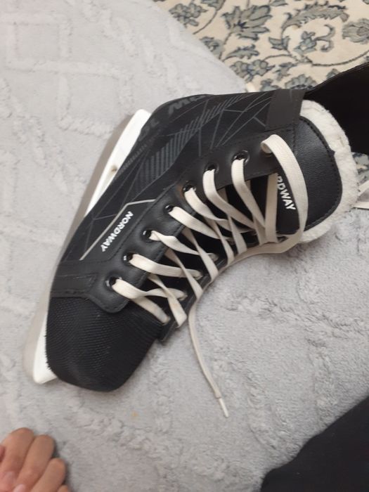 Продаётся коньки