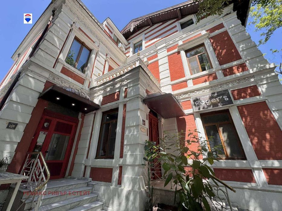 Дава се под наем Заведение в Русе, Център - 370 кв.м за 2560 € - Снимка #6