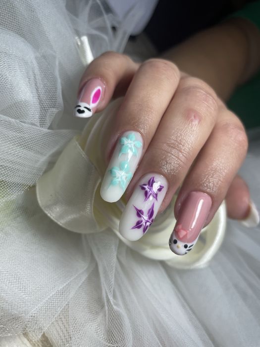 Realizez manichiura-pedichiura  gel și semi