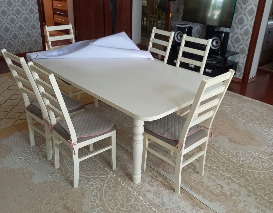 Обеденный стол,комплект 6 стульями