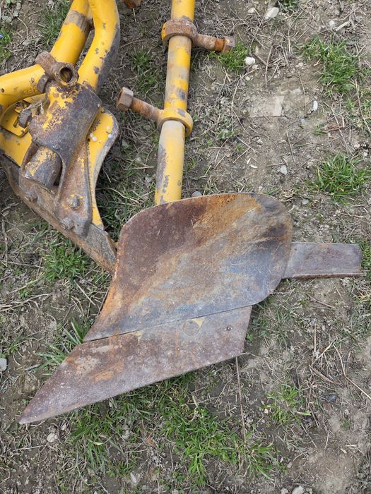 Componente plug reversibil