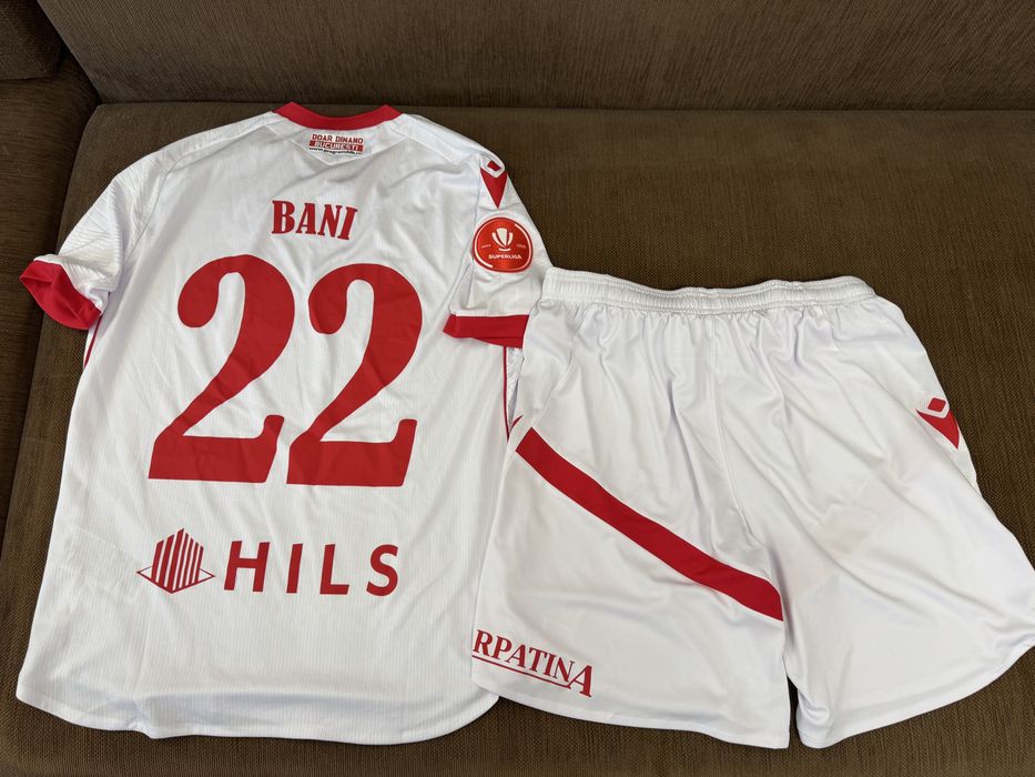 Echipament oficial de meci Macron FC Dinamo Bucuresti 24/25 marimea M/L