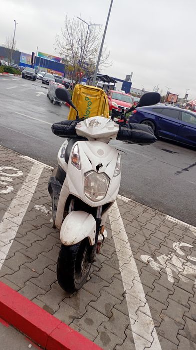 Vând Scuter SYM x pro