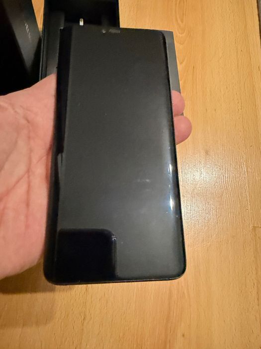 Huawei Mate 20 Pro 128GB + 6GB RAM