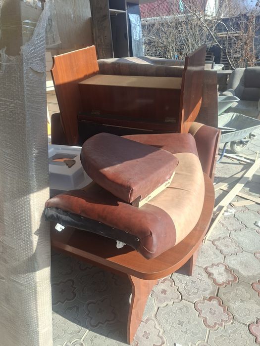 Продам прихожую не дорого