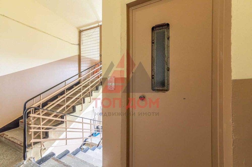 Продава се Тристаен апартамент в Варна, Възраждане 2 - 92 кв.м за 1685 €/кв.м - Снимка #20