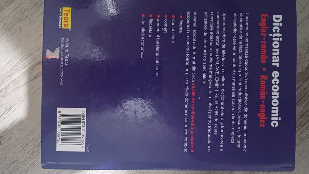 Set 4 carti  dictionar economic , management , marketing