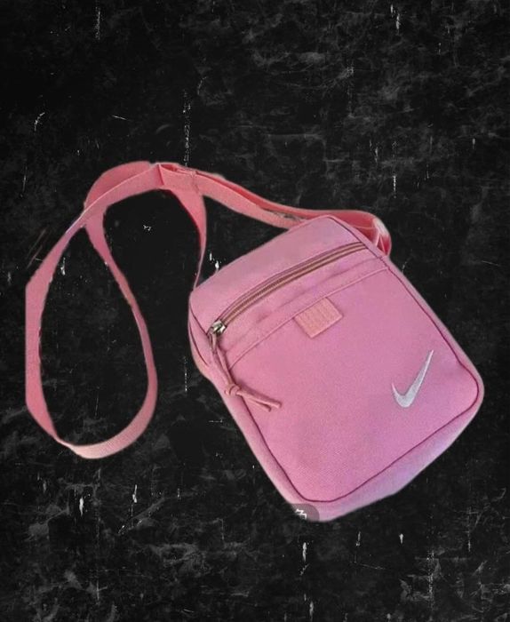 барсетки Nike.