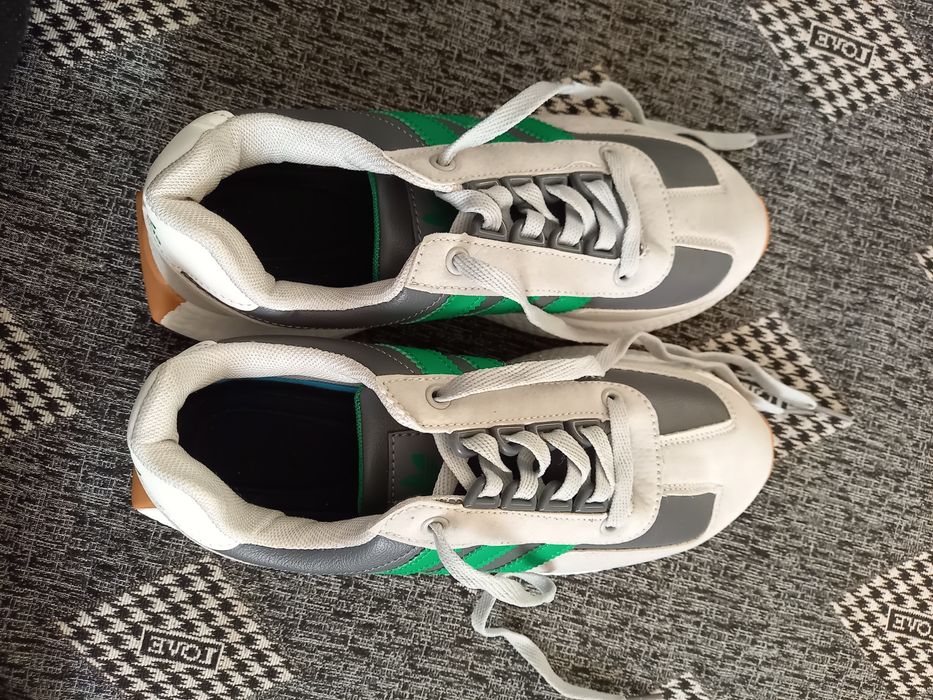 Кроссовки в стиле Adidas Retropy (Зеленые)