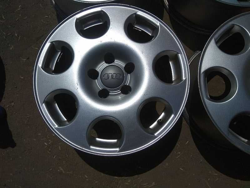 Продам легкосплавные диски на автомашину Audi