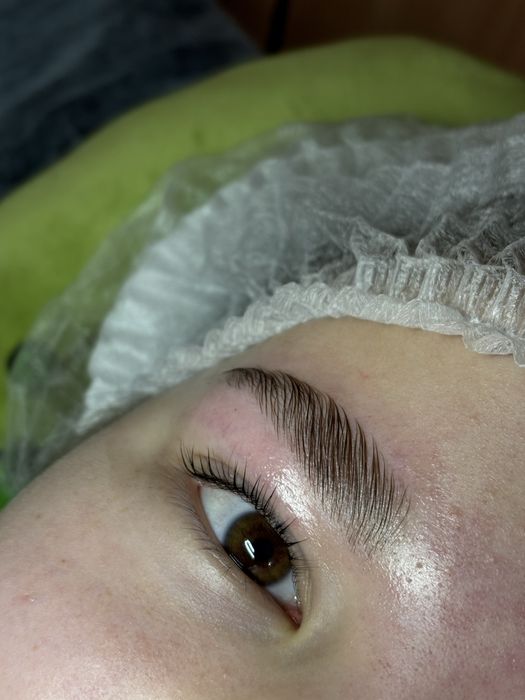 Оформление и ламинирование бровей, ресниц