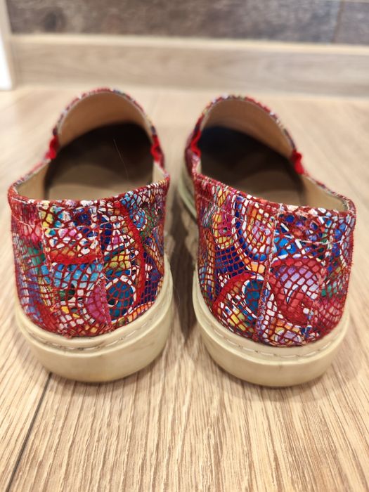 Мокасини от естествена кожа