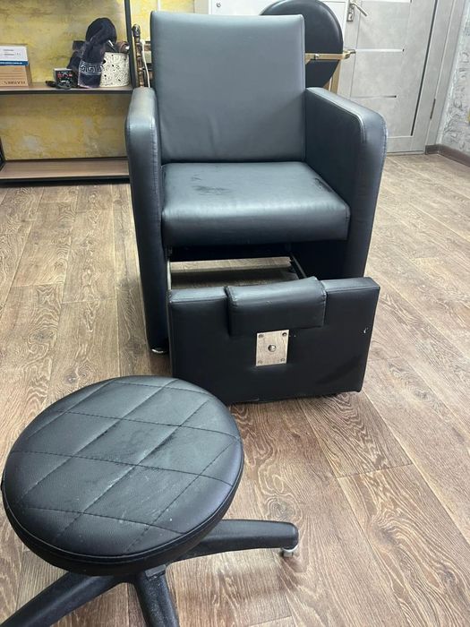 Продам педикюрное кресло