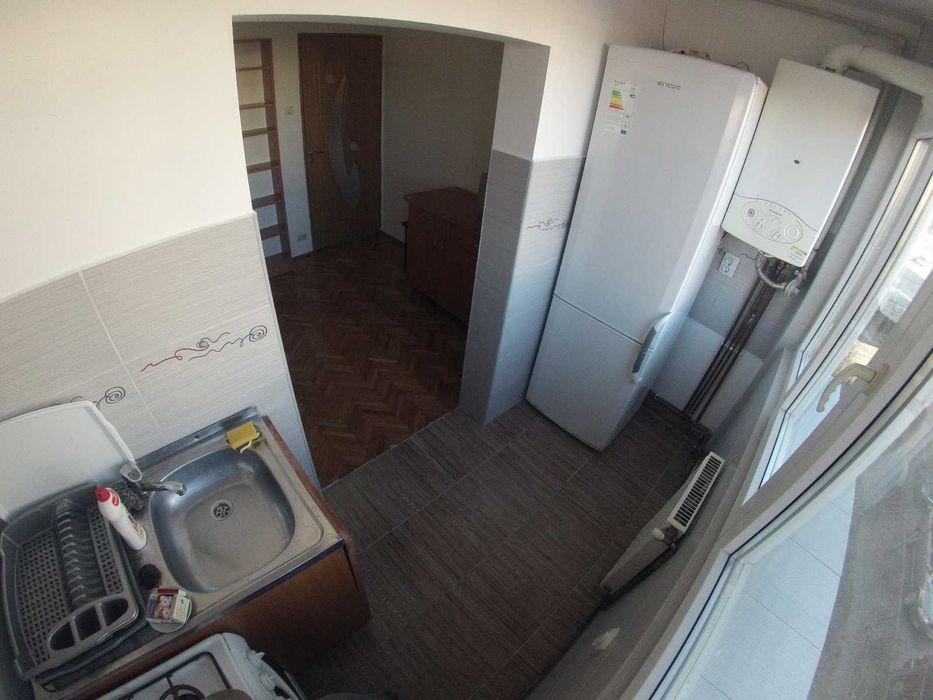 PF inchiriez apartament 2 camere - zona str. Tribunul Vladutiu