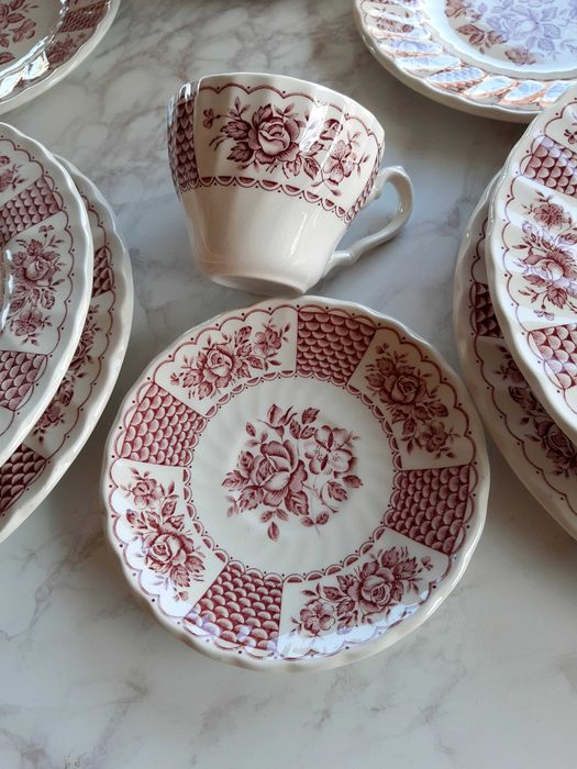 farfurii si set cafea PORTELAN ENGLEZESC MYOTT