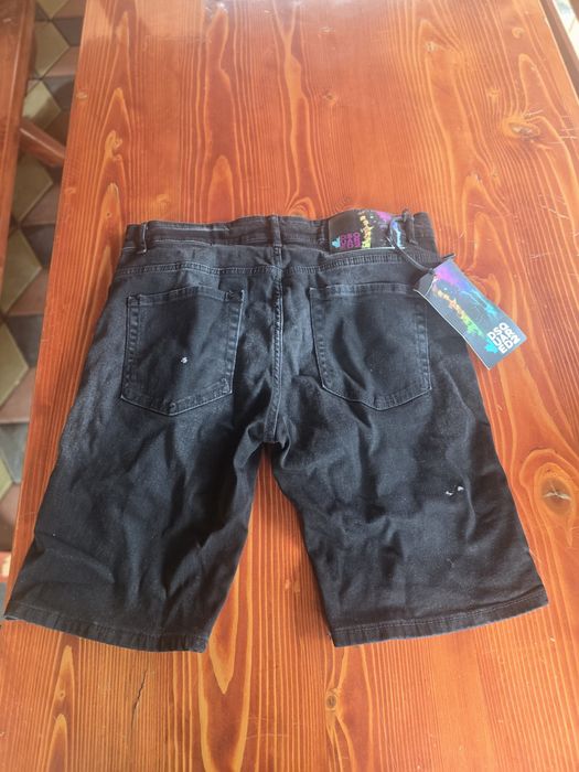 Vand blugi DSQUARED2 mai multe modele si marimi