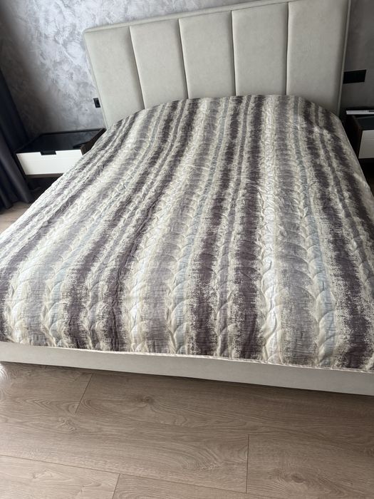 Кувертюри нови по 13от 65€