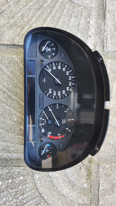 Табло / километраж с голям борд за БМВ х5 е53 дизел