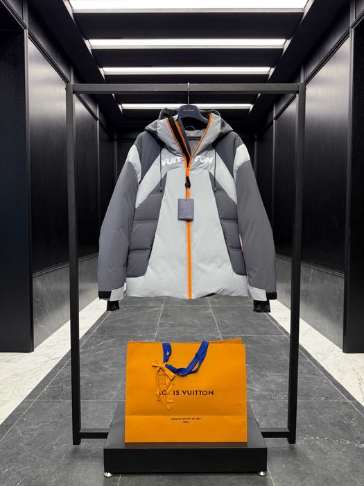 Geaca Louis Vuitton cu puf Premium