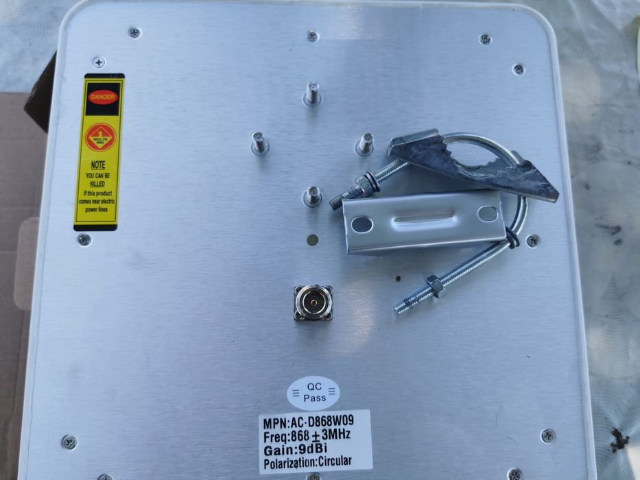 Bobcat Miner 300 cu Antena 9 dbi  si cablu LMR 400 10 m