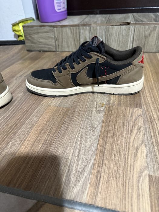 Air jordan low cactus jack
