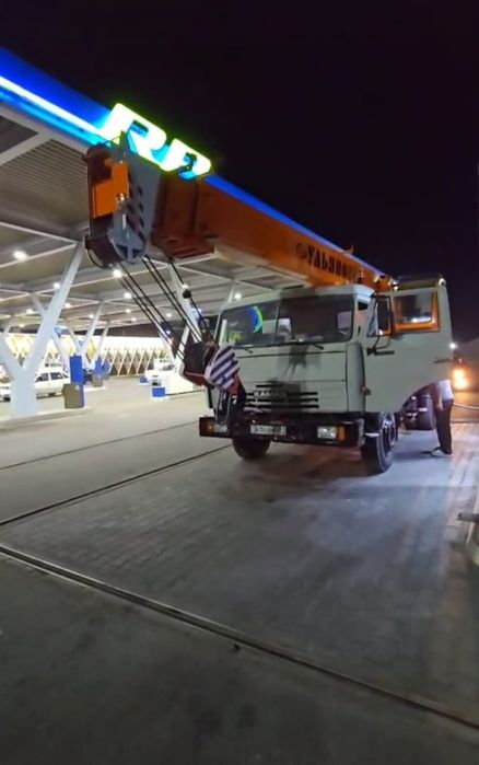 Продам автокран 25 тонн