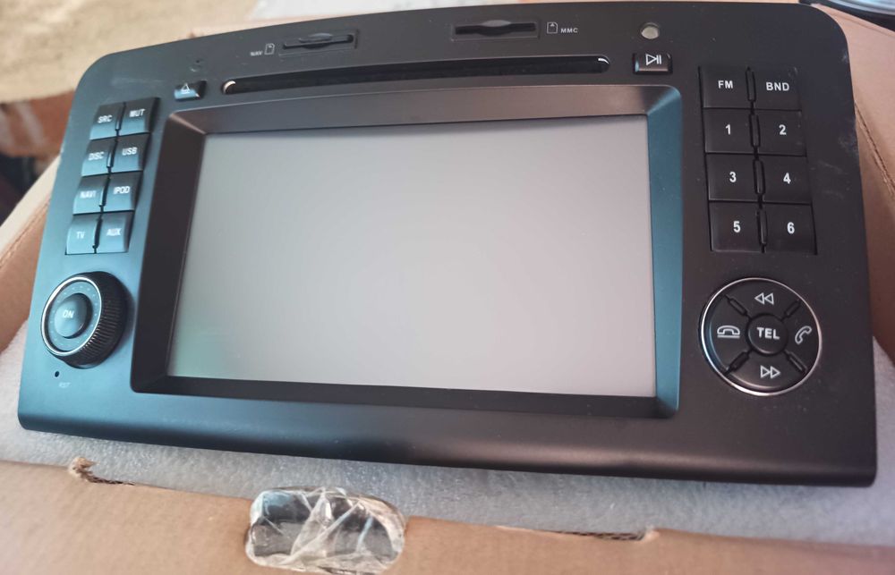 Мултимедия Dyinavin6 WinCE за Мерцедес ML164/GL164