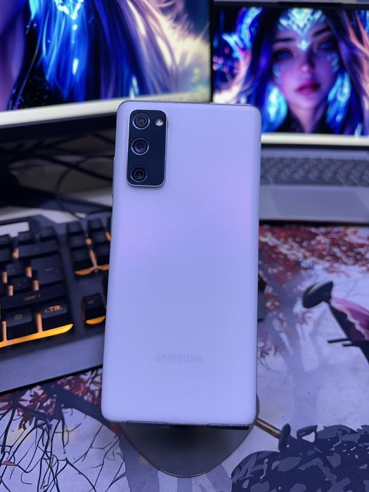 Samsung S20 FE 8/128