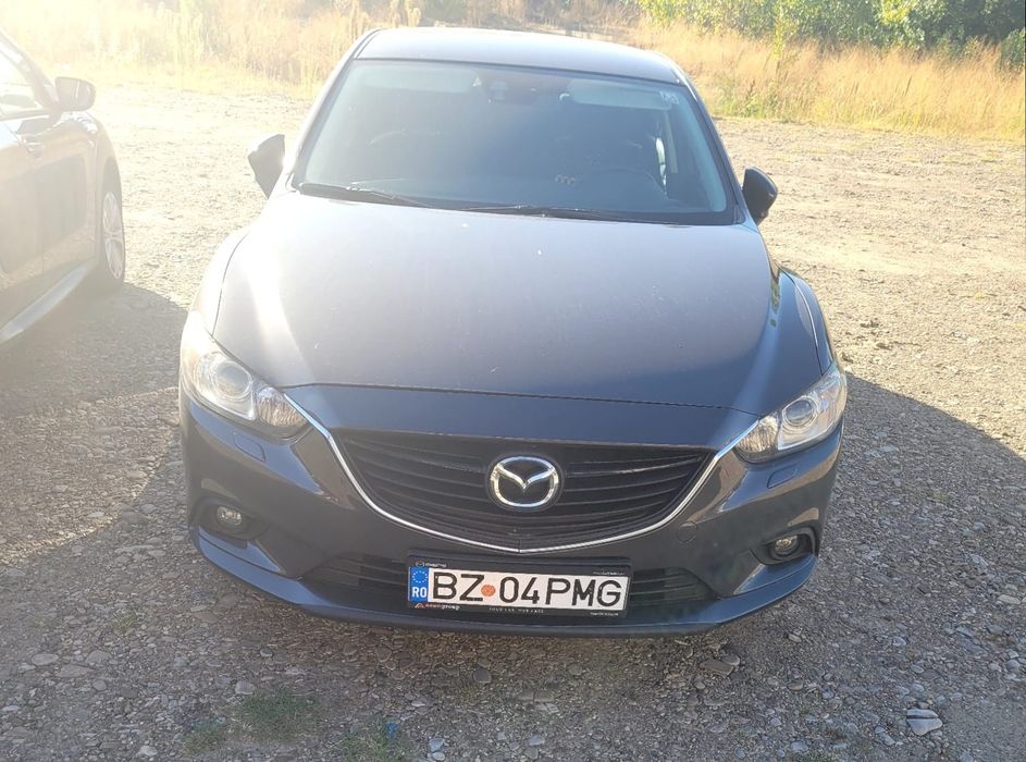 De  vânzare  -  MAZDA