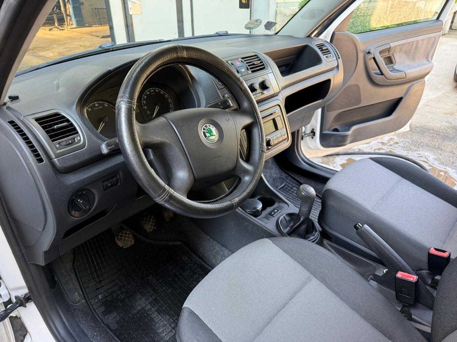 Vand Skoda Fabia- Proprietar in acte