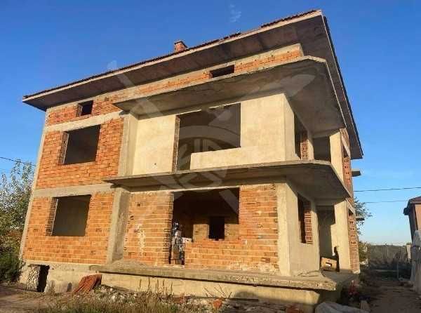 Продава се Къща в с. Маноле, Област Пловдив - 450 кв.м за 445 €/кв.м - Снимка #1