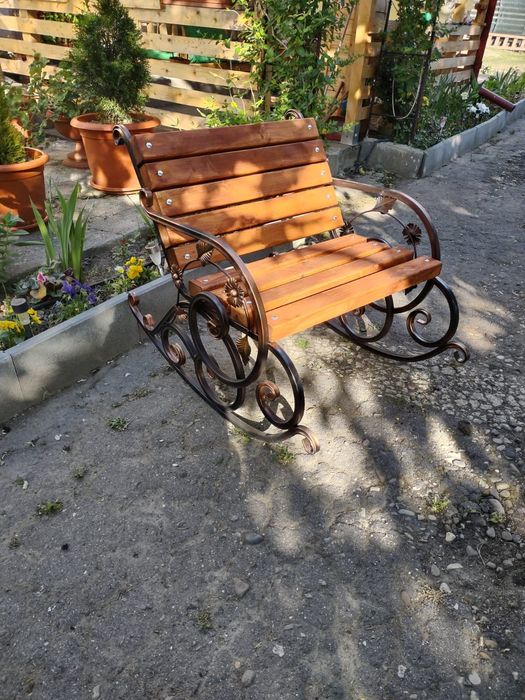 Balansoar  fier forjat cu lemn masiv