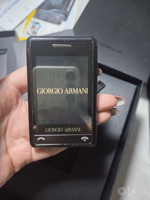 Samsung Giorgio Armani SGH-P520 — редкий коллекционный телефон
