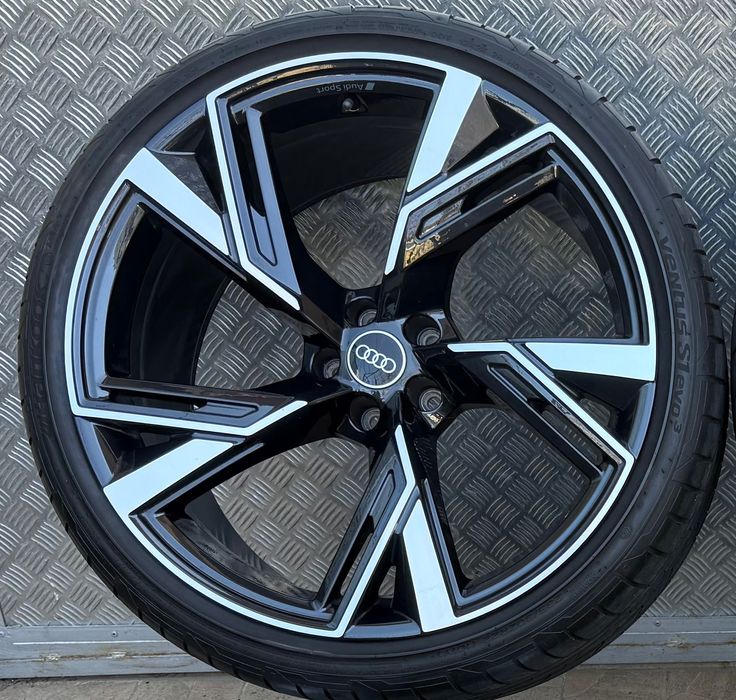 Jante 22” inch Audi RS6 RS7 Originale ! Q8 SQ8 RSQ8 SQ7 Q7 R22 OEM !