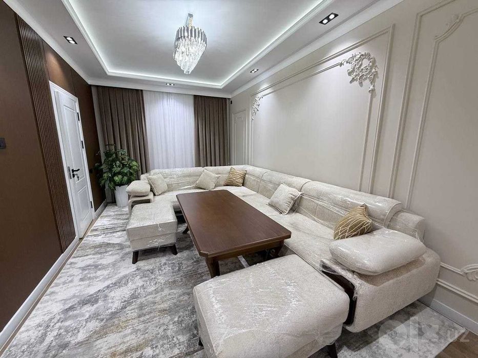 Продам 2 ком ЗЕРКАЛКА Феруза №U507