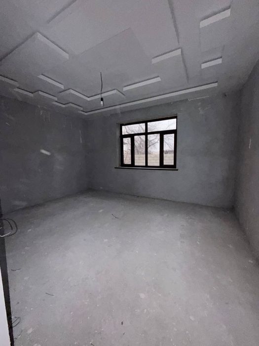 Ховли уй сотилади