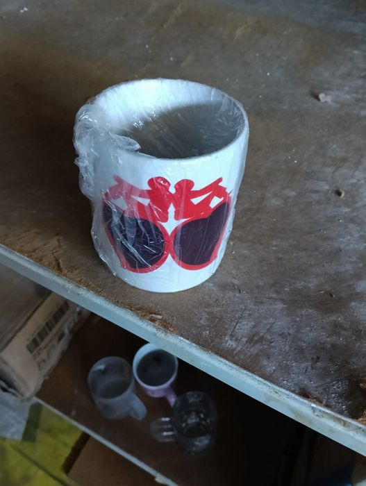 Căni diferite  culori noi