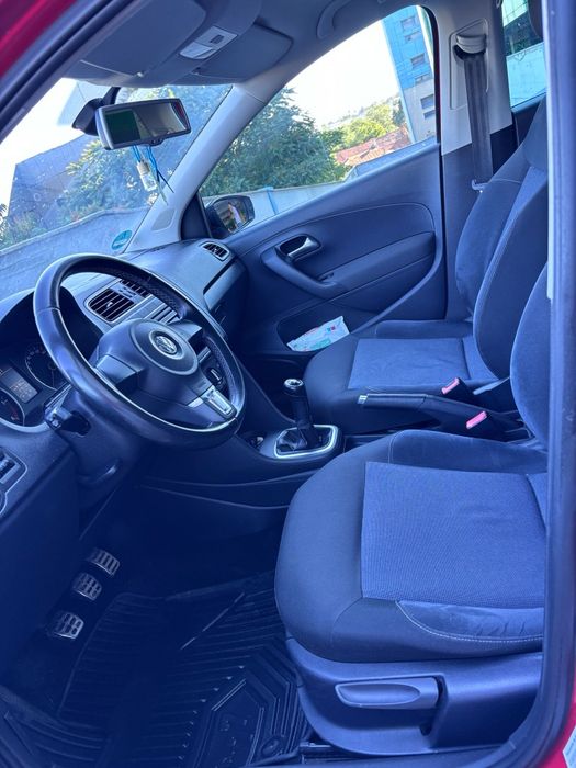 Vând Volkswagen polo 2011