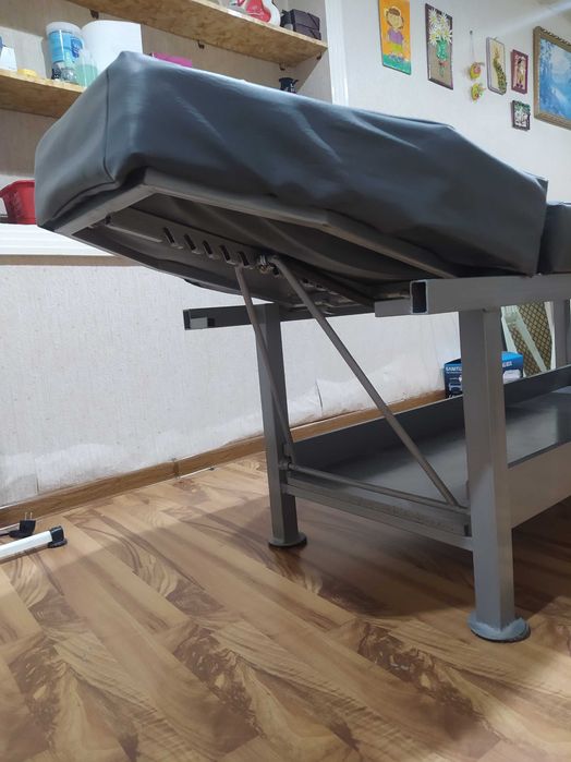 Кушетка косметологическая массажная медицинская